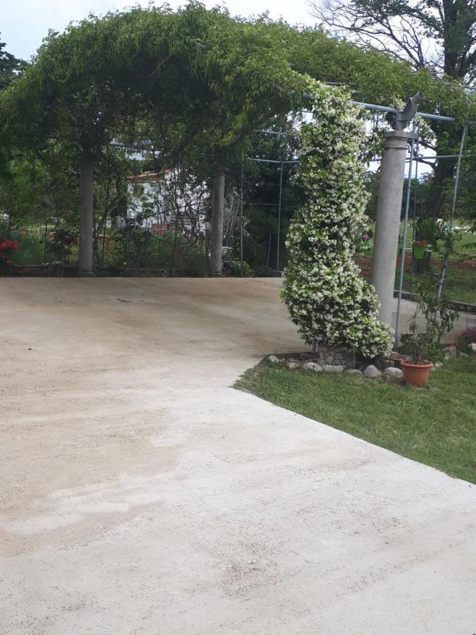 Apartments Makaus Kampor ภายนอก รูปภาพ