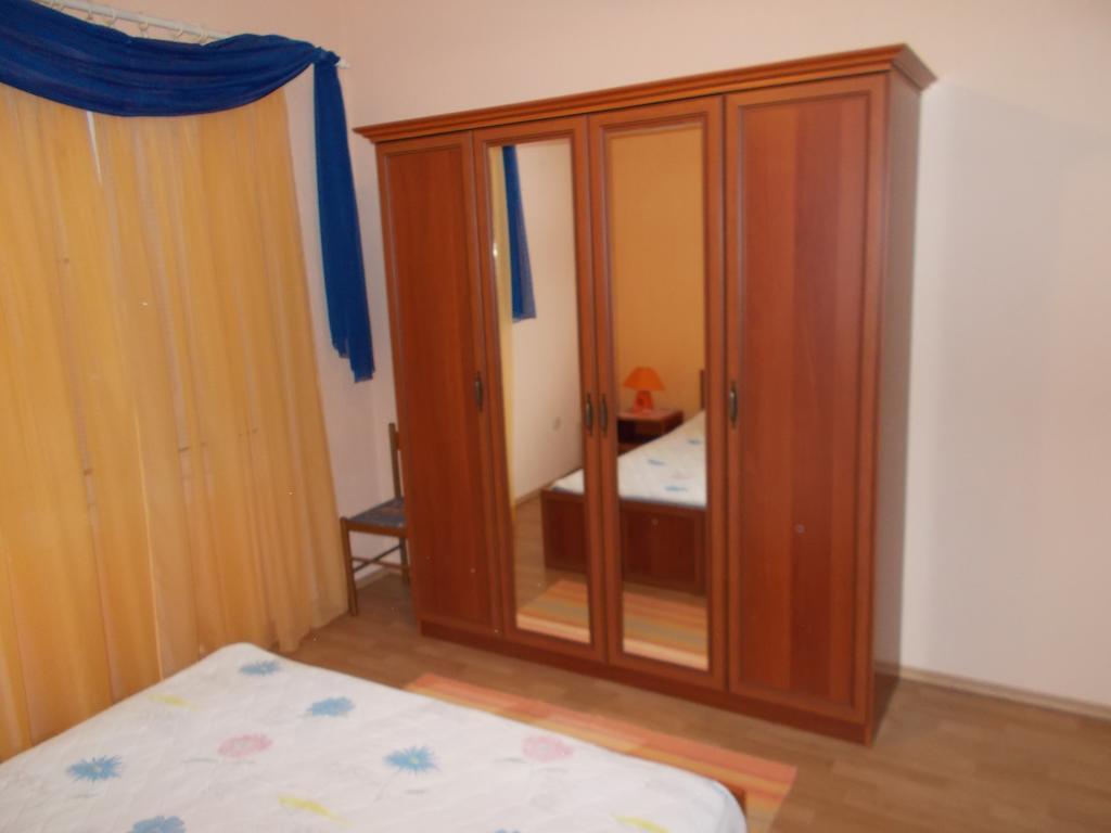 Apartments Makaus Kampor ห้อง รูปภาพ